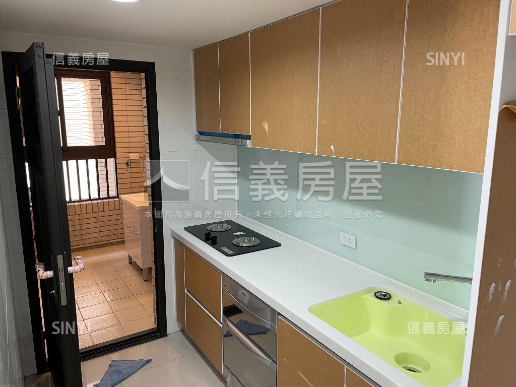 大櫻國高樓視野三房平車房屋室內格局與周邊環境