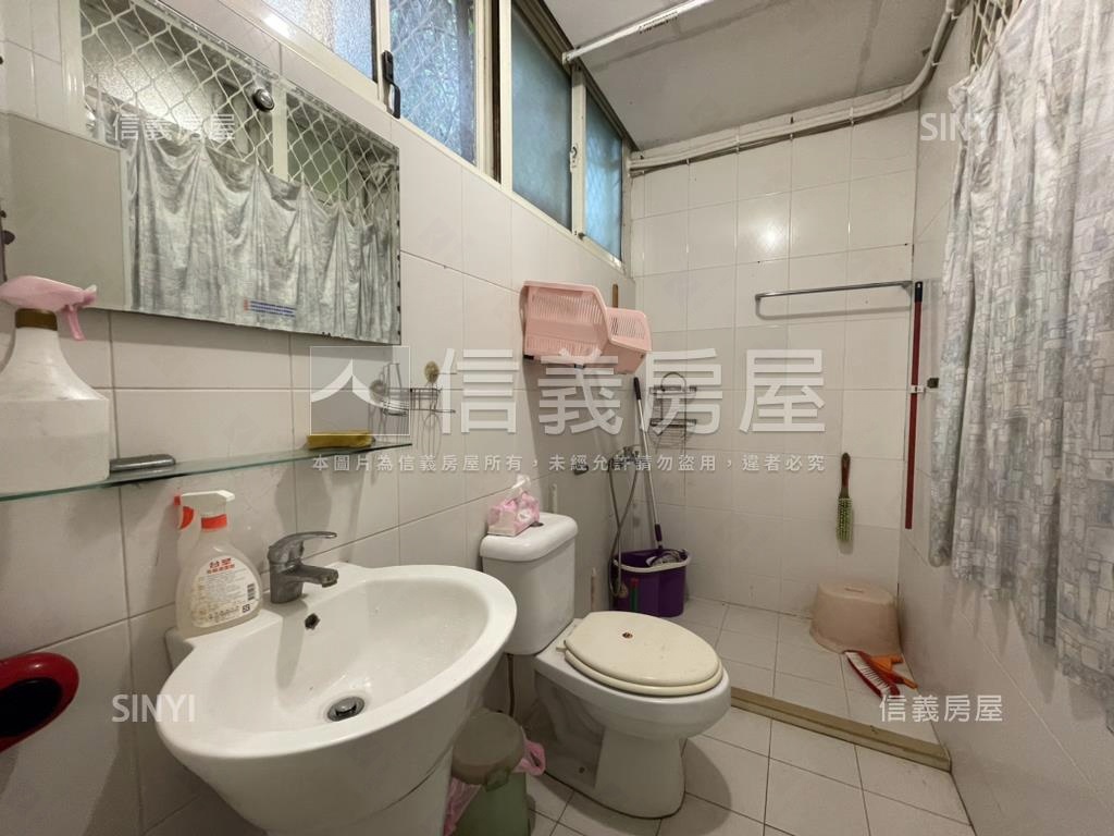 士林雙溪國小旁方正透天房屋室內格局與周邊環境
