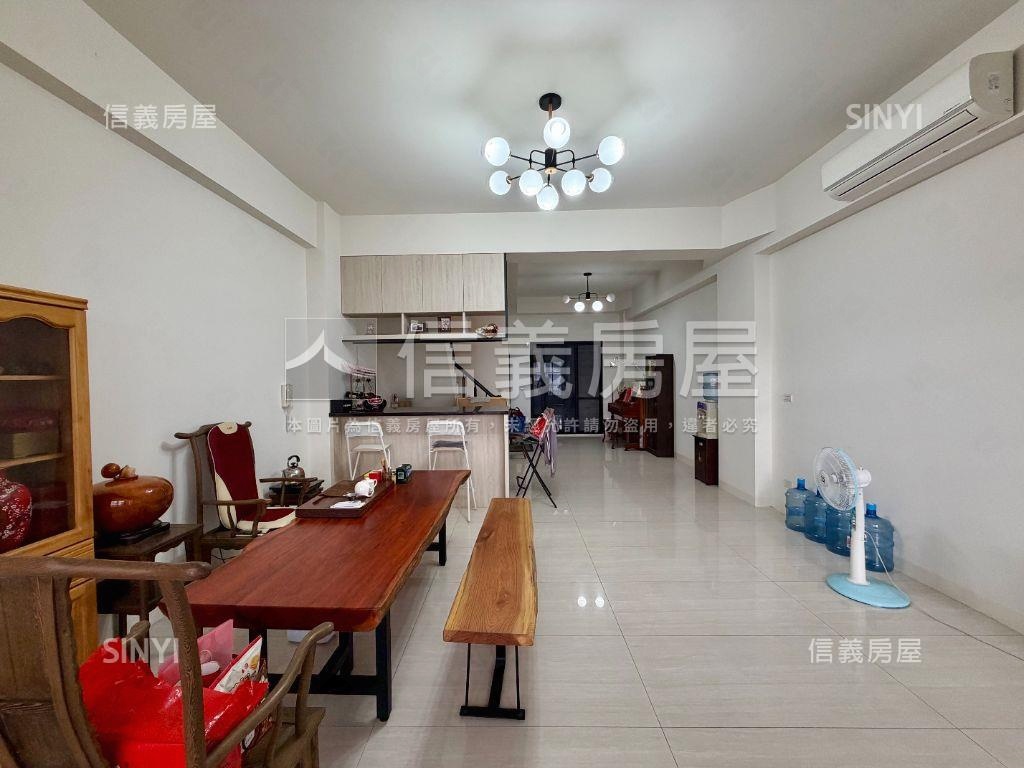 九份子獨院邰欣金富店墅房屋室內格局與周邊環境