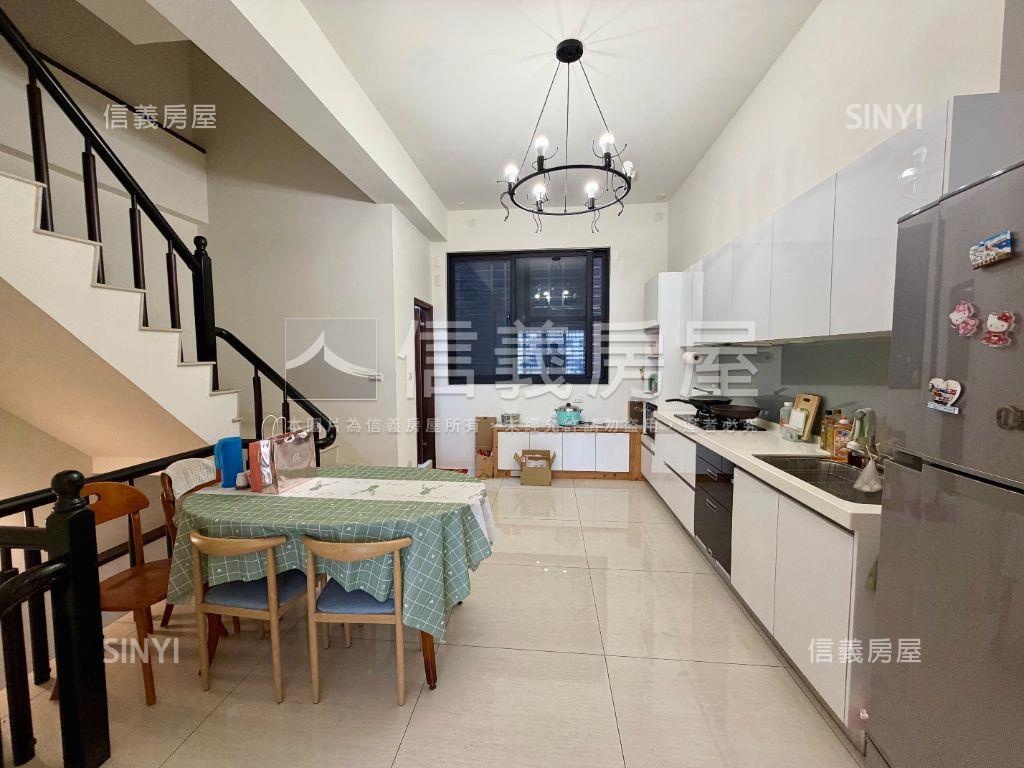 九份子獨院邰欣金富店墅房屋室內格局與周邊環境