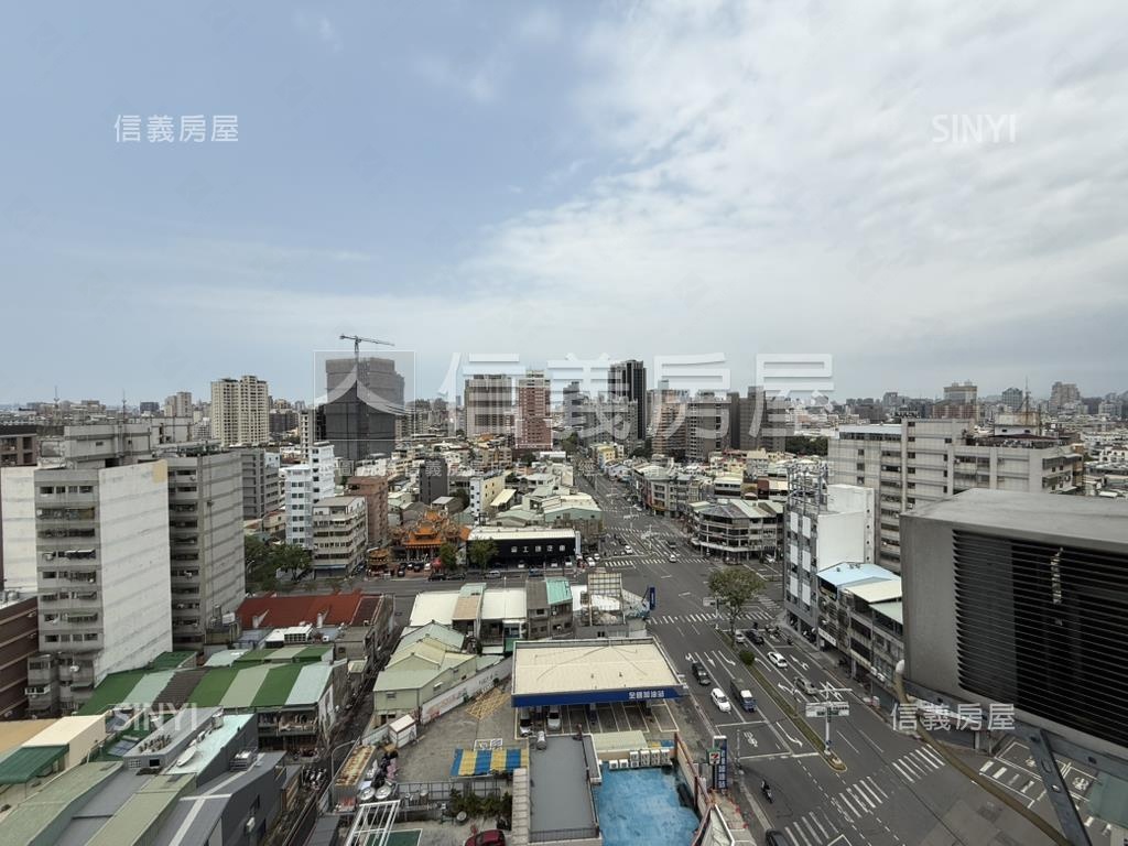 城市經典套房陽台屋主誠售房屋室內格局與周邊環境