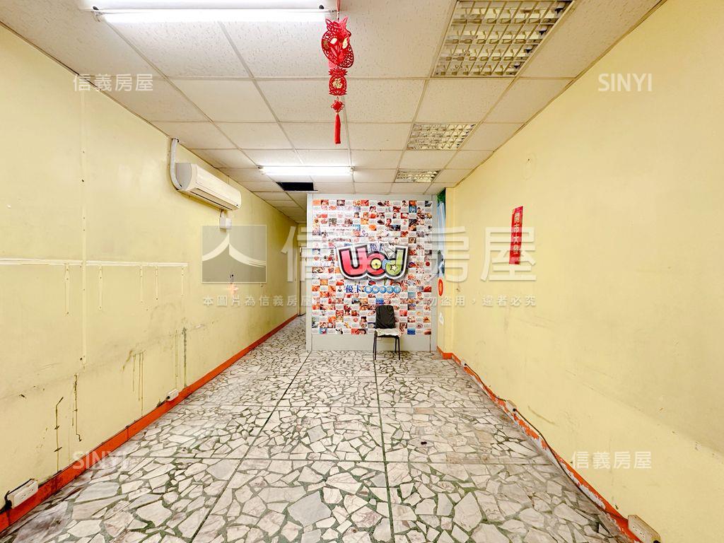 家樂福商圈青雲店面房屋室內格局與周邊環境