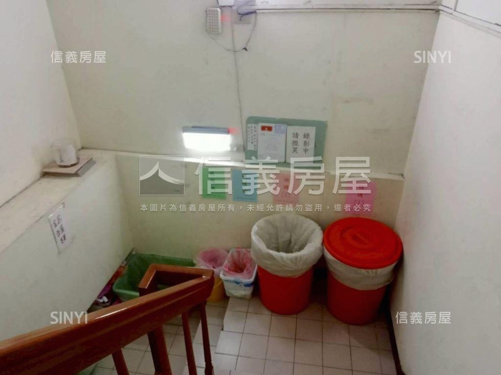 Ａ８小松荷２稀有釋出房屋室內格局與周邊環境