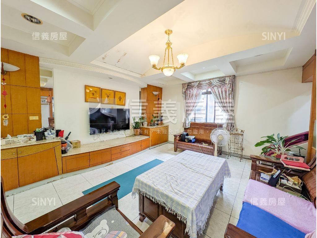 仁愛公寓裝潢美大三房房屋室內格局與周邊環境