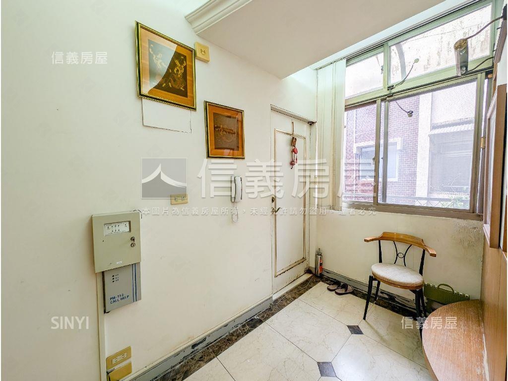 仁愛公寓裝潢美大三房房屋室內格局與周邊環境