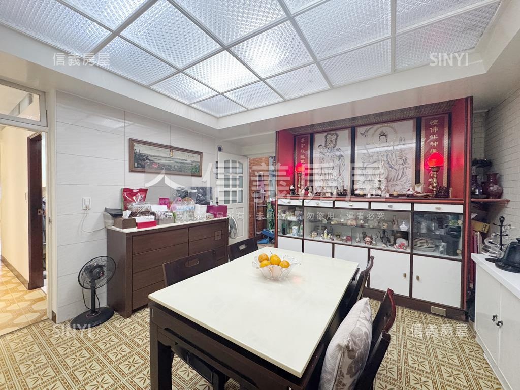 人壽新春雅寓二樓房屋室內格局與周邊環境