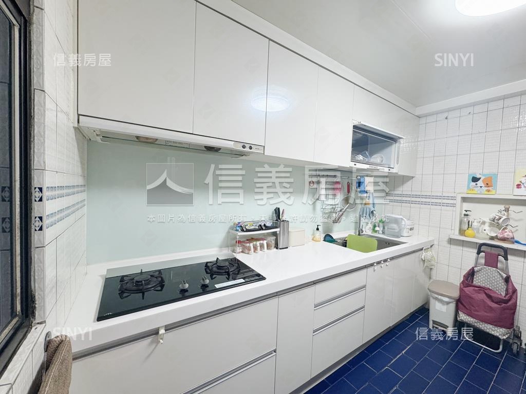 人壽新春雅寓二樓房屋室內格局與周邊環境