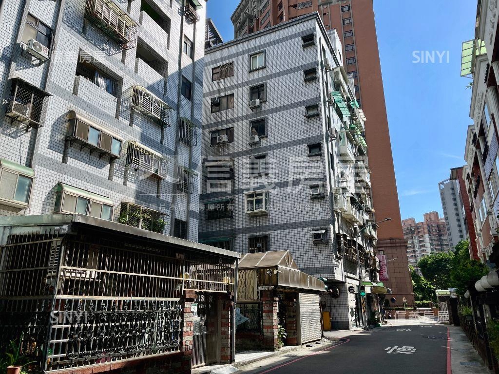 近莊敬公園蘋果村三房房屋室內格局與周邊環境