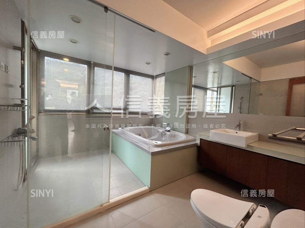 陽明松境氣派大戶附雙車位房屋室內格局與周邊環境