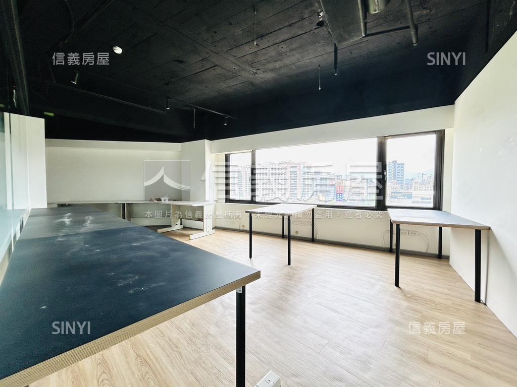 正面公園聯合第一大樓辦公房屋室內格局與周邊環境
