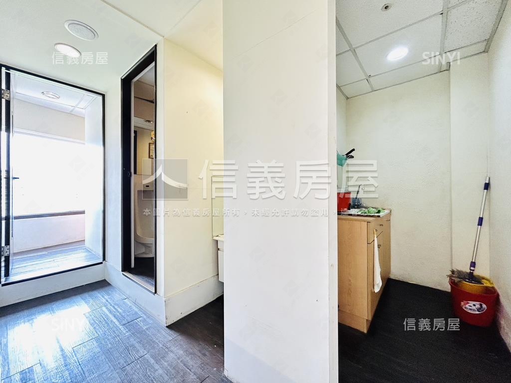 正面公園聯合第一大樓辦公房屋室內格局與周邊環境