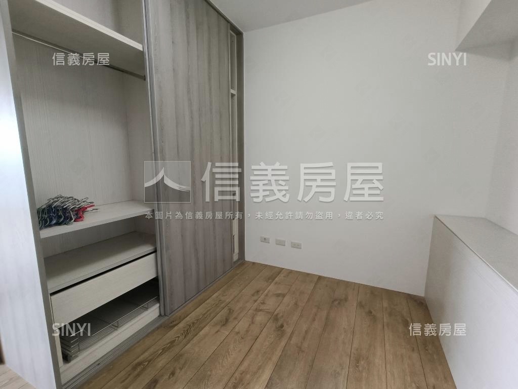 近６８春福海景四房車位房屋室內格局與周邊環境