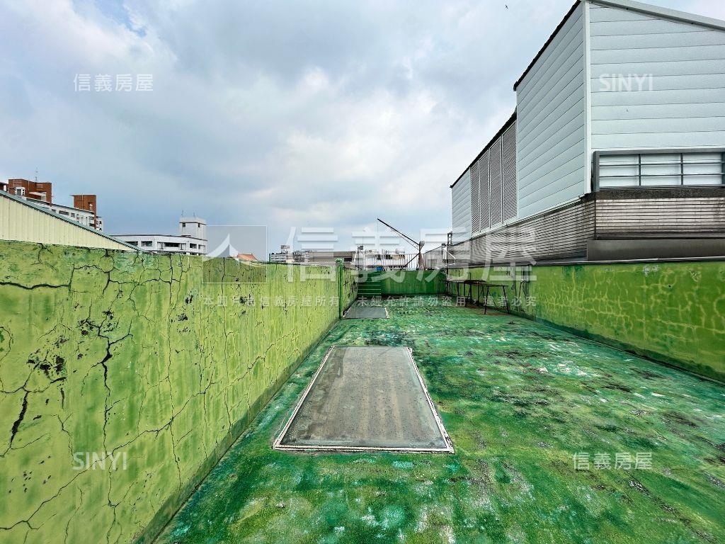 專任南區忠孝路自建透天房屋室內格局與周邊環境