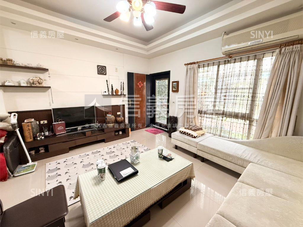 可看屋！大里四房四衛別墅房屋室內格局與周邊環境