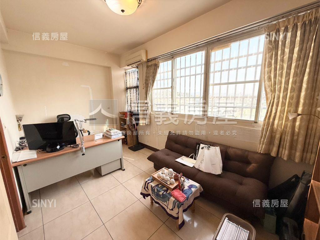 可看屋！大里四房四衛別墅房屋室內格局與周邊環境