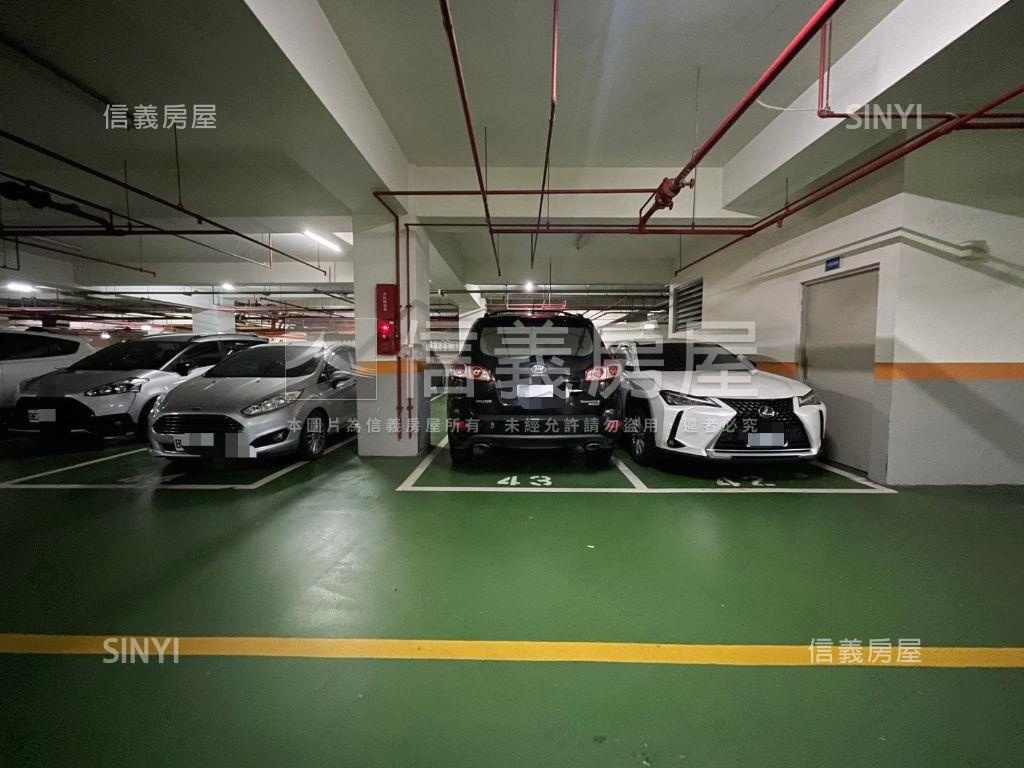 左營成家首選三房平車房屋室內格局與周邊環境