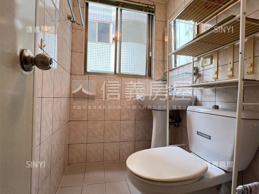 面公園樹海三房雙陽台房屋室內格局與周邊環境