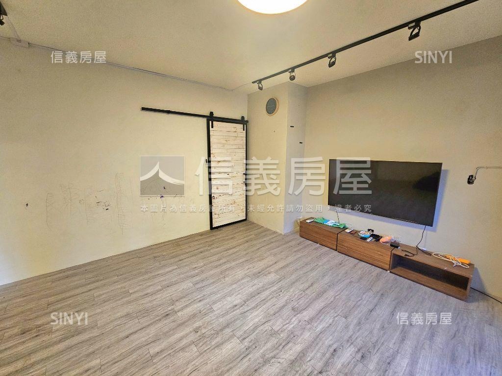 樟樹方正採光公寓房屋室內格局與周邊環境