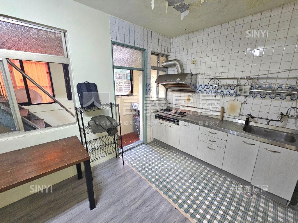 樟樹方正採光公寓房屋室內格局與周邊環境