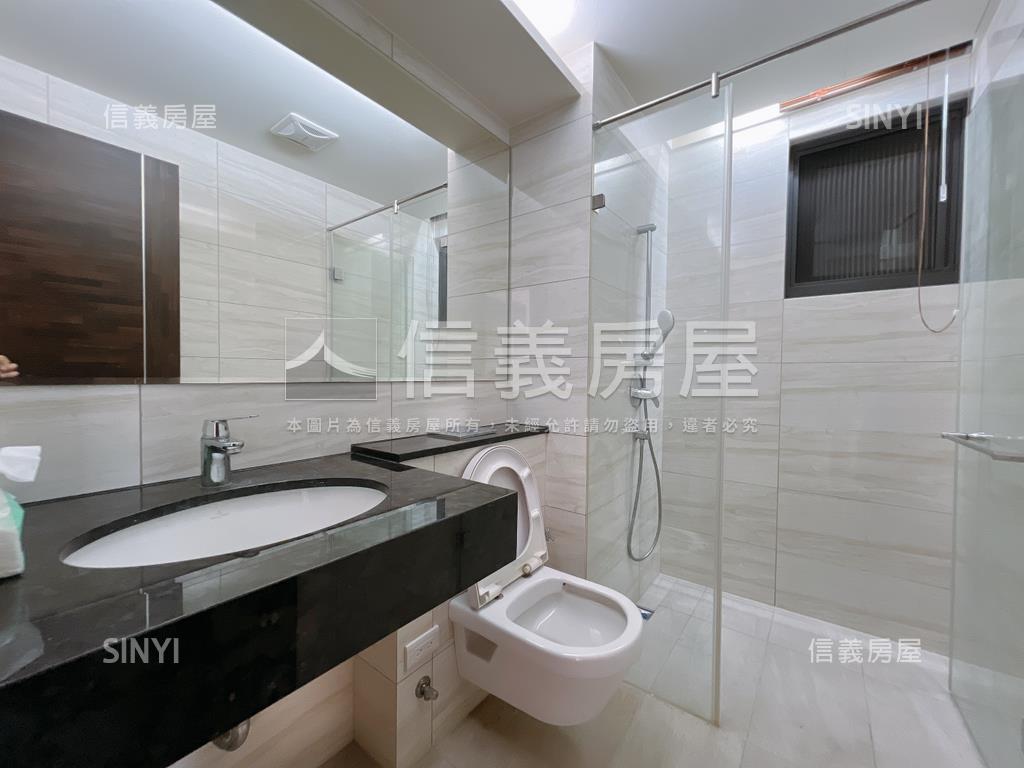 東方紐約帝王視野三房平車房屋室內格局與周邊環境