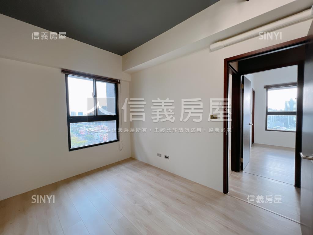 東方紐約帝王視野三房平車房屋室內格局與周邊環境