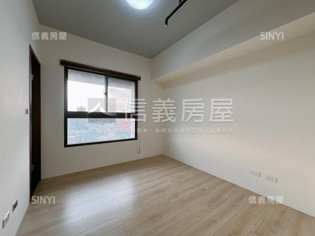 東方紐約帝王視野三房平車房屋室內格局與周邊環境