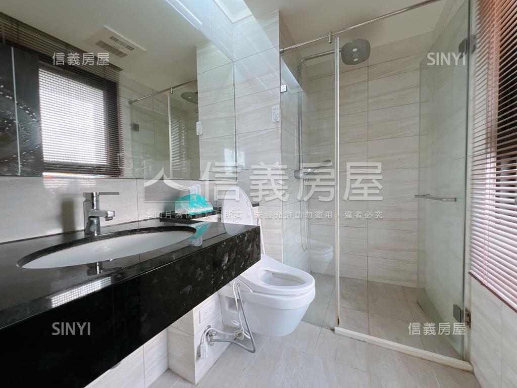 東方紐約帝王視野三房平車房屋室內格局與周邊環境