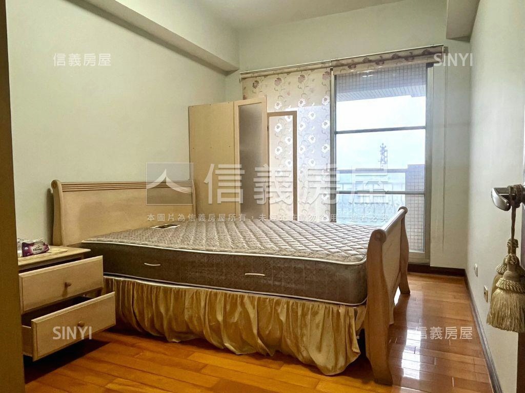 登瑞登峰四房景觀大戶房屋室內格局與周邊環境