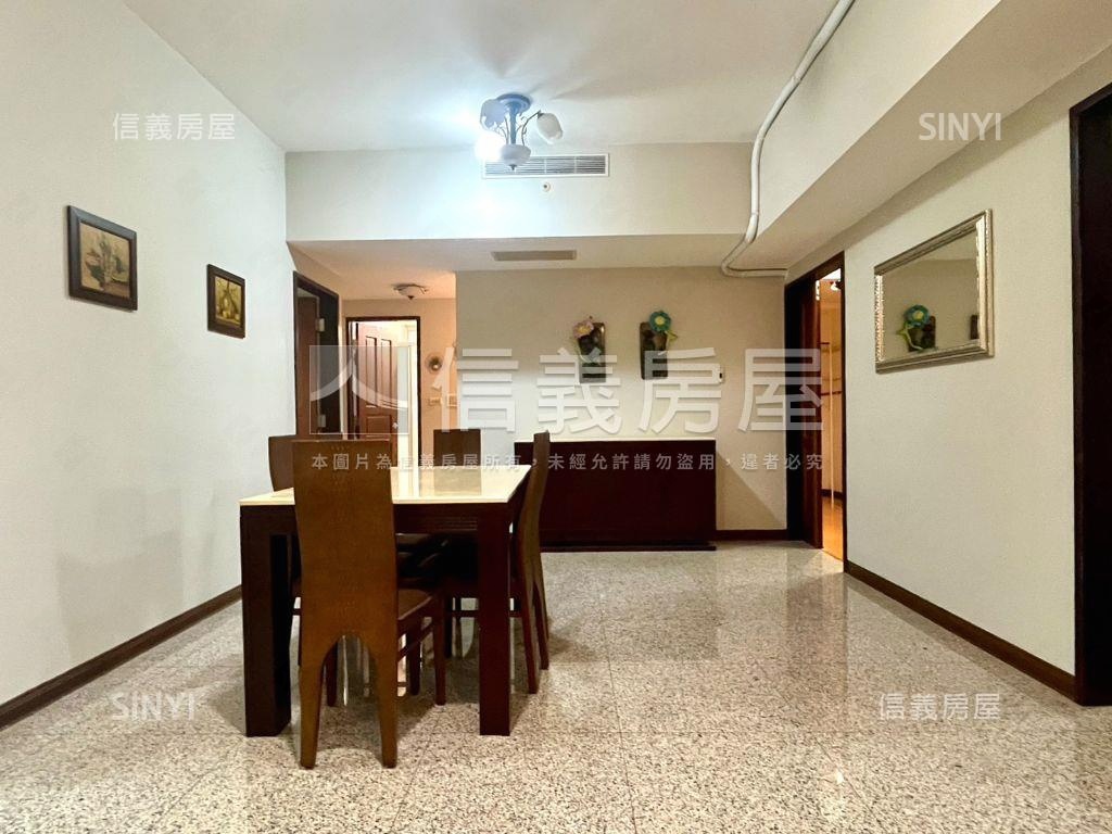 登瑞登峰四房景觀大戶房屋室內格局與周邊環境