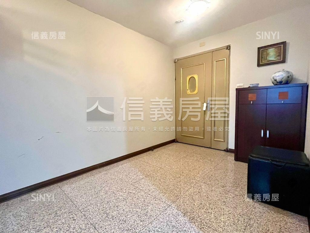 登瑞登峰四房景觀大戶房屋室內格局與周邊環境