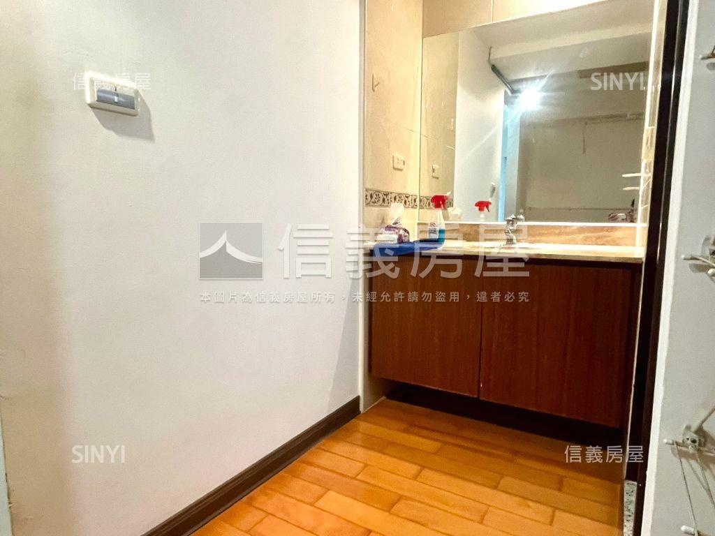 登瑞登峰四房景觀大戶房屋室內格局與周邊環境