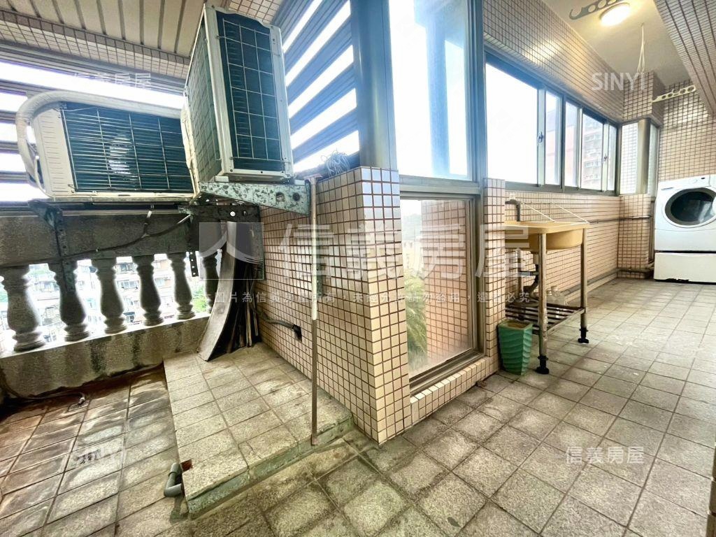 登瑞登峰四房景觀大戶房屋室內格局與周邊環境