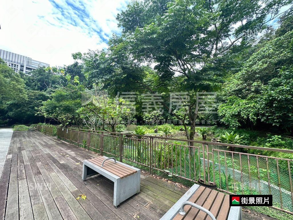 安康面寬投報收租店面房屋室內格局與周邊環境