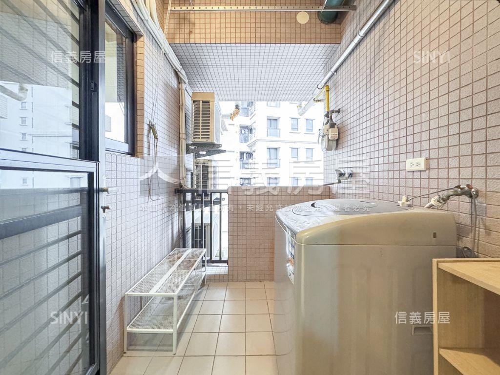 高鐵區三房採光視野美屋房屋室內格局與周邊環境