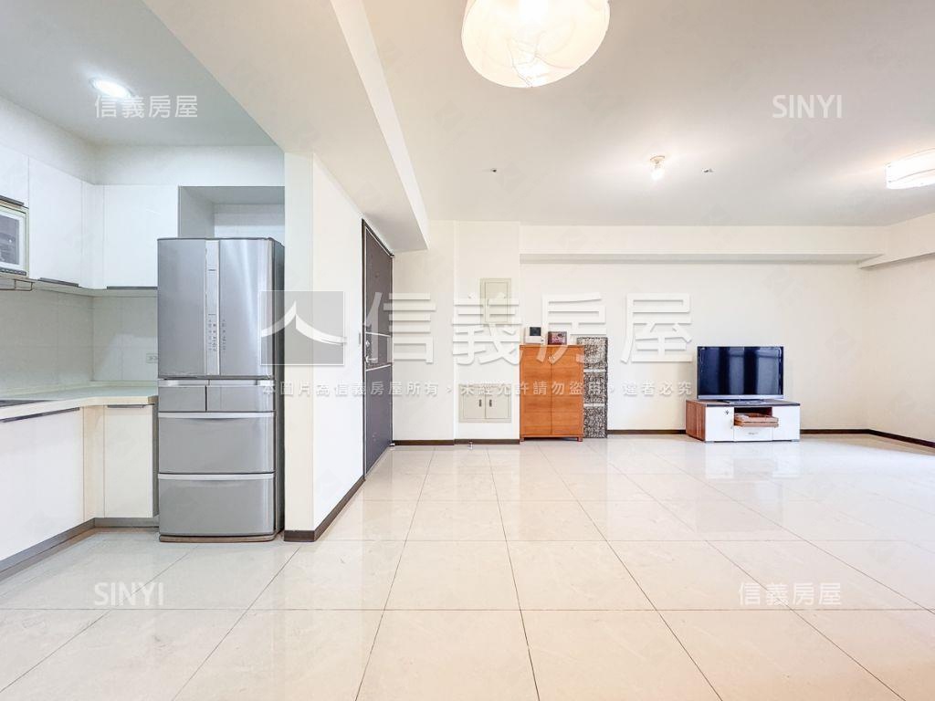 高鐵區三房採光視野美屋房屋室內格局與周邊環境