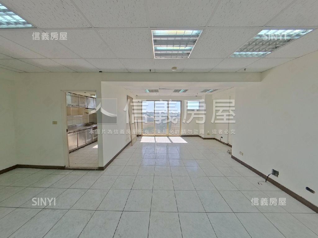 Ａ２１環北站三房車位房屋室內格局與周邊環境