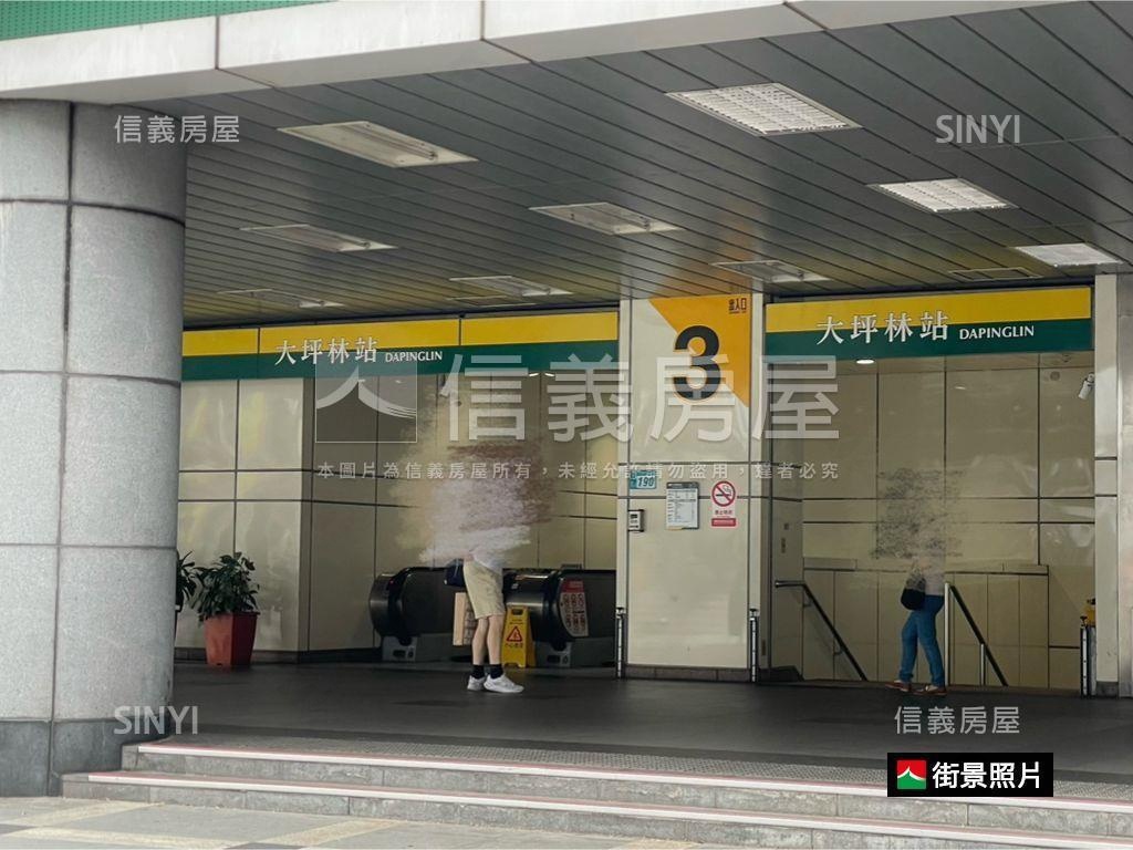 燙金門牌創業低總價店面房屋室內格局與周邊環境