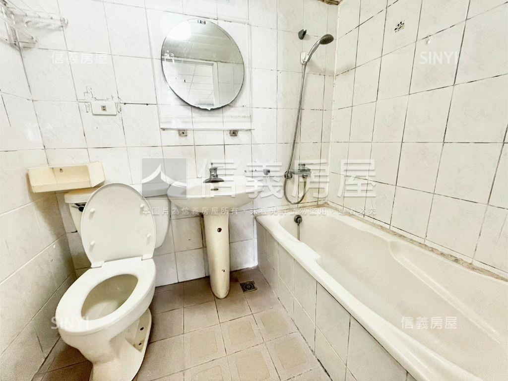 高樓亮麗景觀３房房屋室內格局與周邊環境