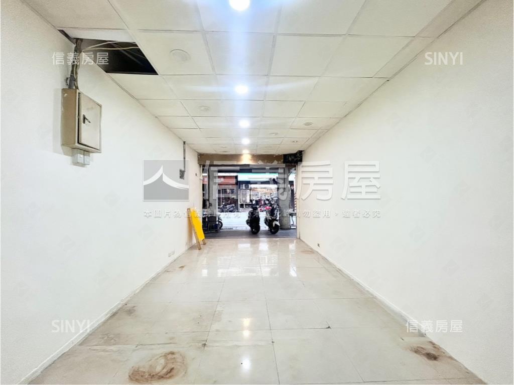 積穗商圈˙邊間金店面房屋室內格局與周邊環境