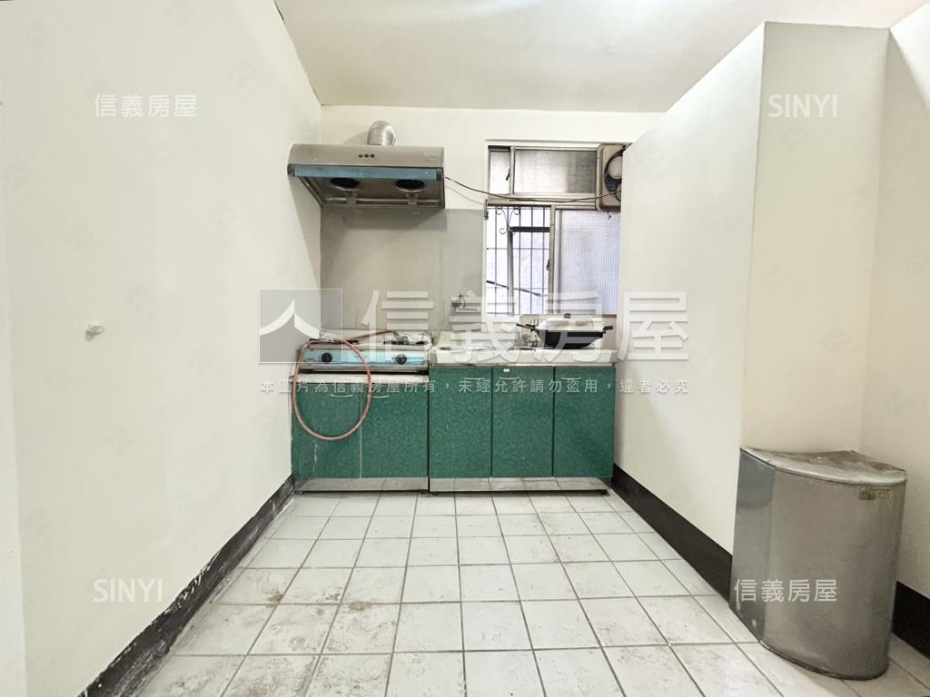 積穗商圈˙邊間金店面房屋室內格局與周邊環境
