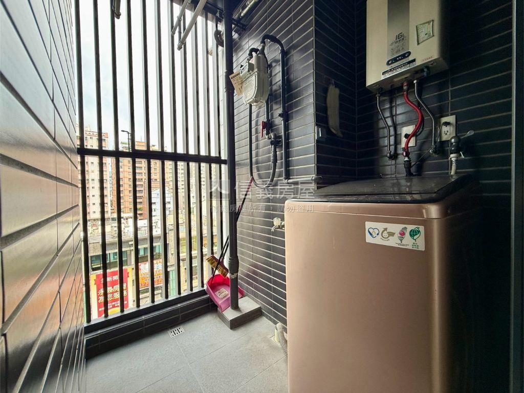 享京城｜質感裝潢兩房平車房屋室內格局與周邊環境