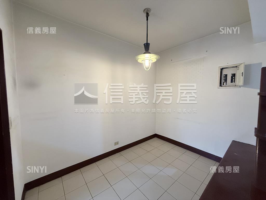 國泰建設天然瓦斯大３房房屋室內格局與周邊環境
