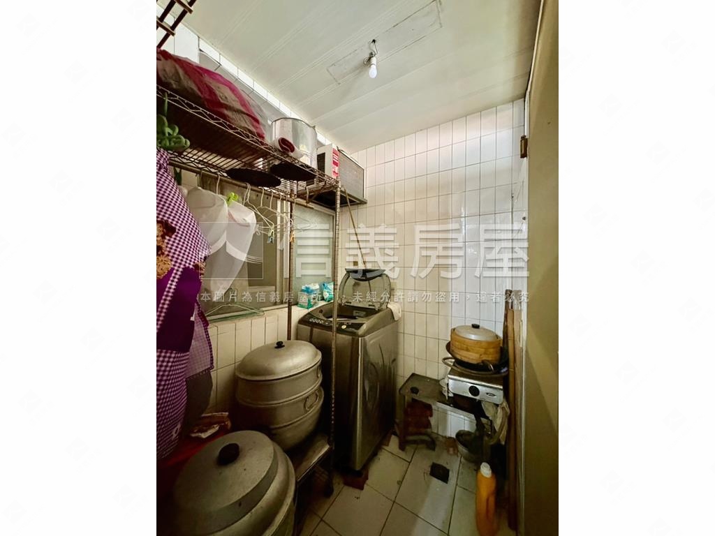 港墘站麗山住店邊間三角窗房屋室內格局與周邊環境