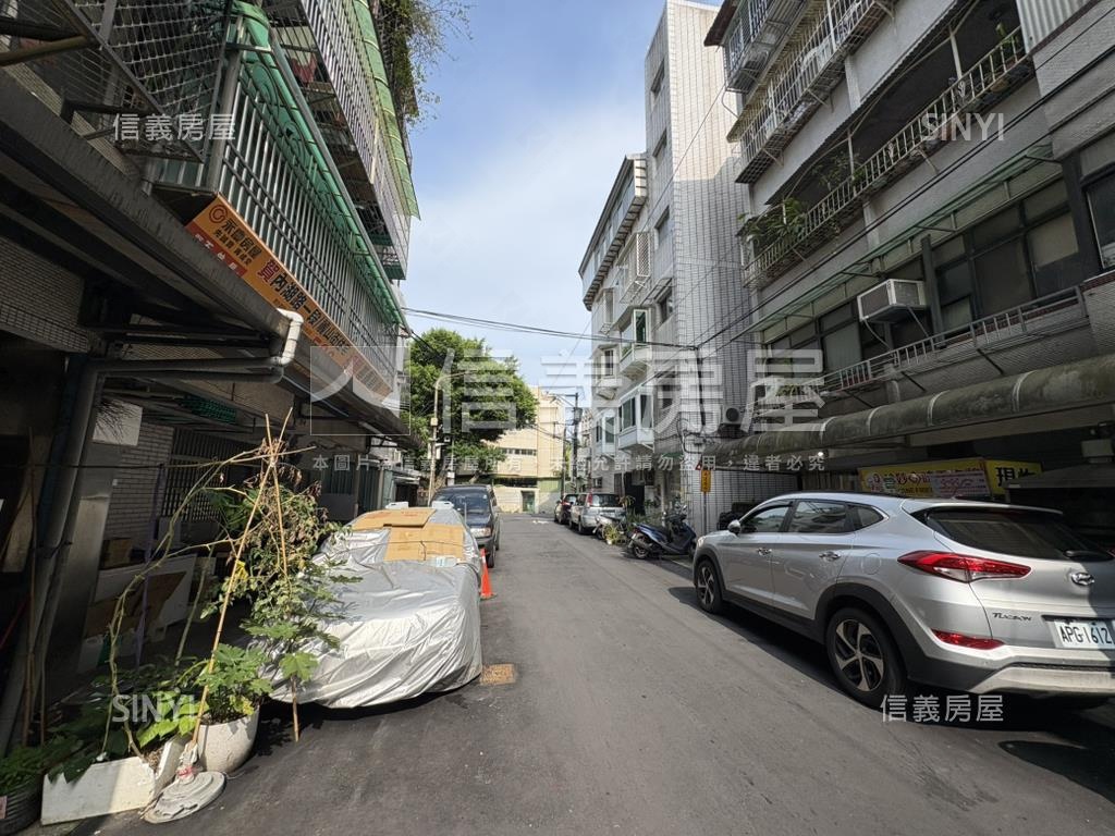 港墘站麗山住店邊間三角窗房屋室內格局與周邊環境