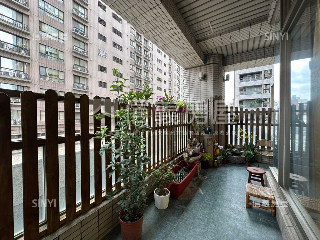 石清之水美裝潢四房車位房屋室內格局與周邊環境