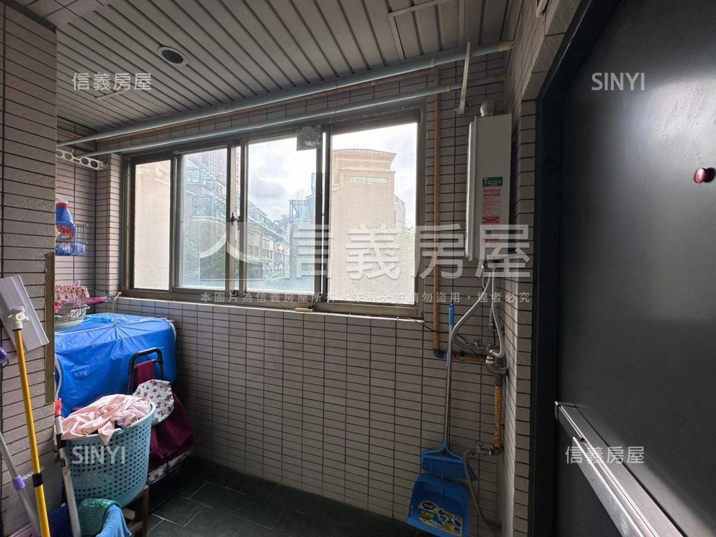 石清之水美裝潢四房車位房屋室內格局與周邊環境