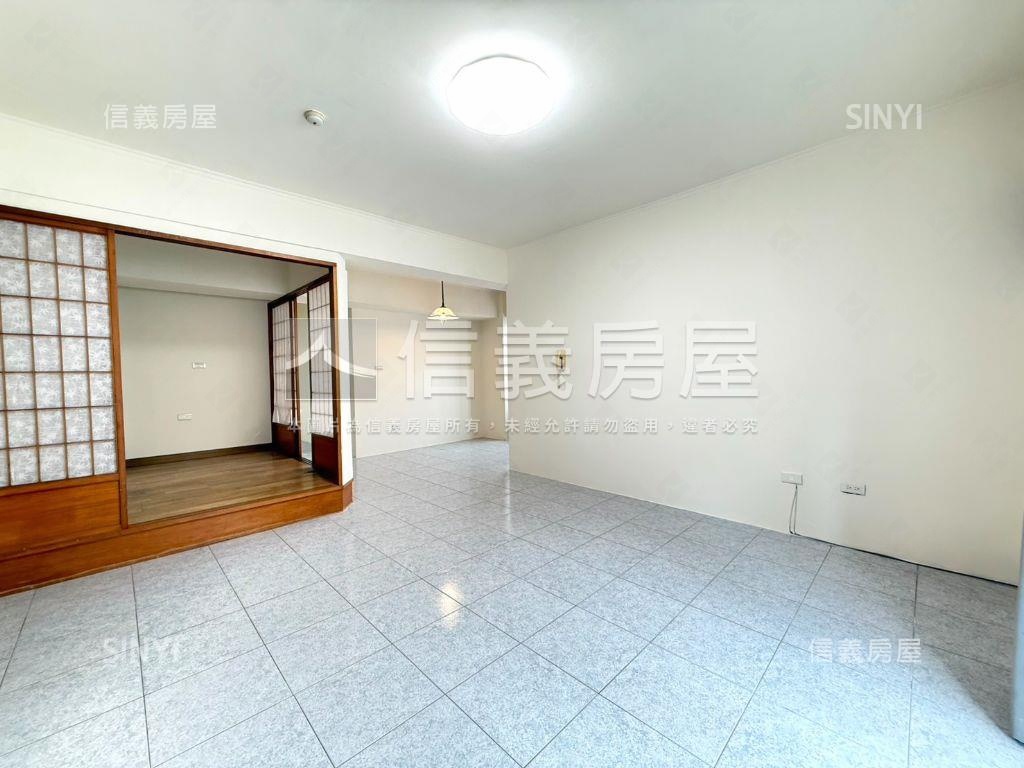 成大新特區｜優質四房車位房屋室內格局與周邊環境