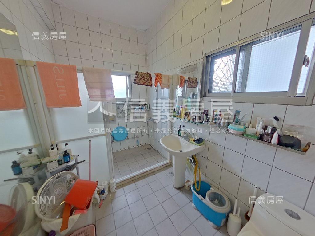 稀有三民學區邊間透天！房屋室內格局與周邊環境