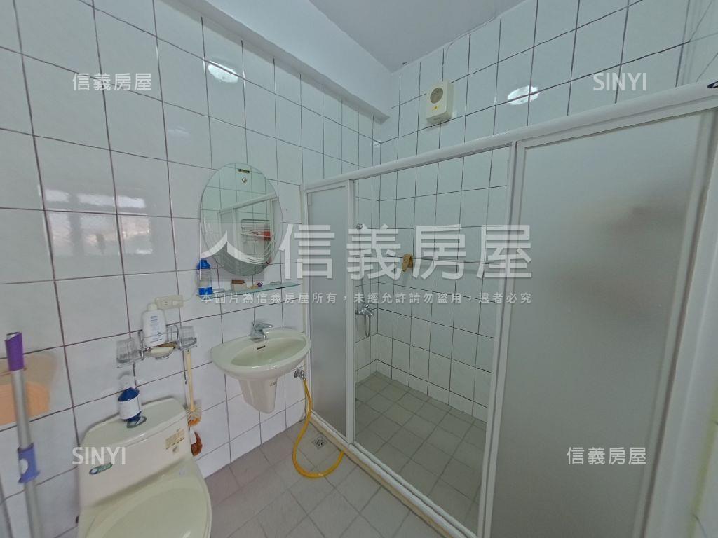 稀有三民學區邊間透天！房屋室內格局與周邊環境