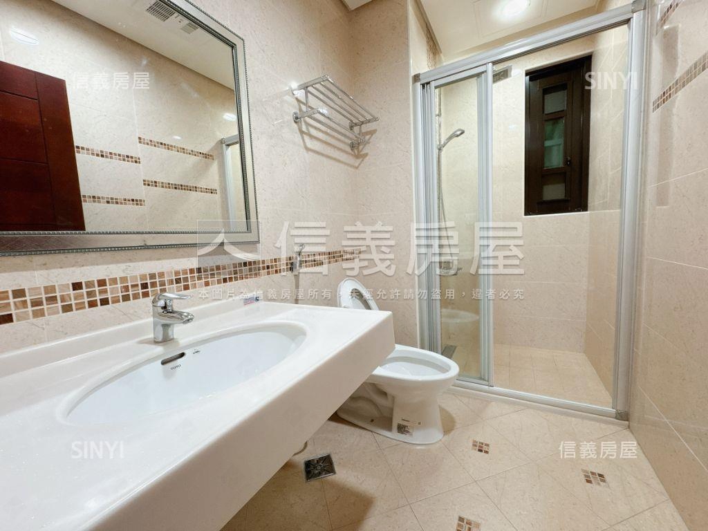 上品院高樓視野雙車位房屋室內格局與周邊環境